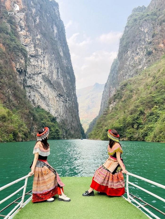destinations image